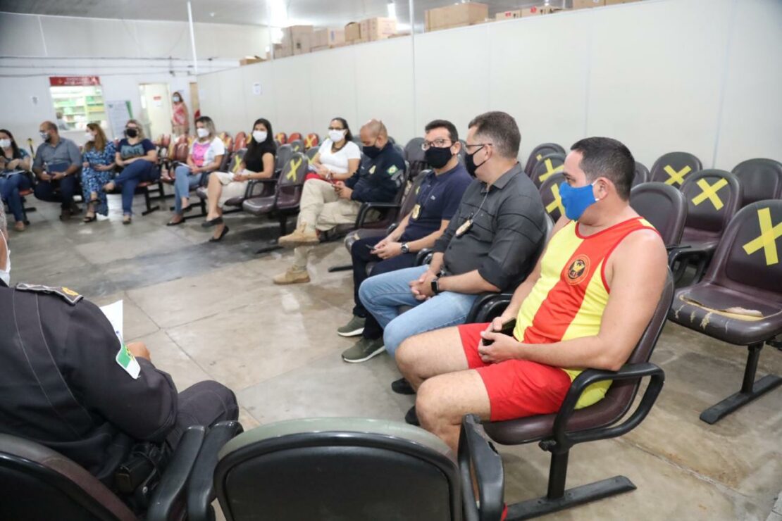 Sesap faz reunião na Unicat  e forças de segurança para chegada das vacinas no RN