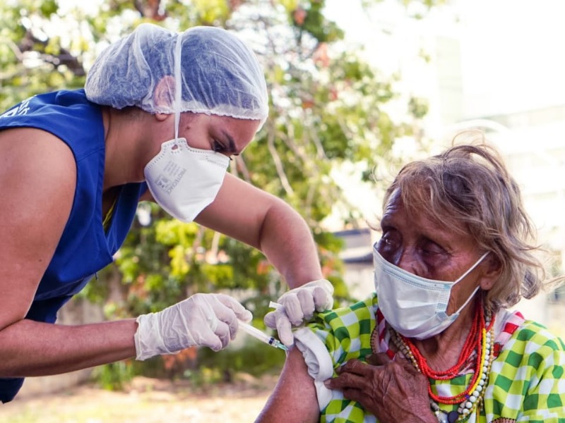 Sesap vacina indígenas da etnia Warao refugiados venezuelanos em Natal -  Secretaria de Estado da Saúde Pública